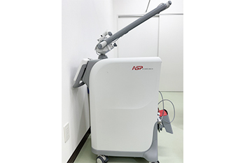 Qスイッチヤグレーザー